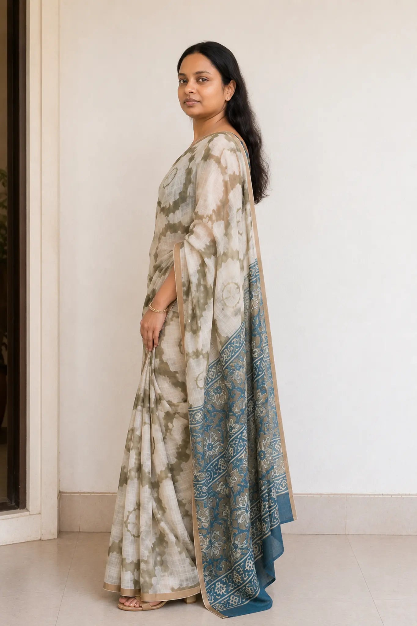 Shibori Print Linen Cotton Saree with Teal Floral Pallu - Border Closeup | Women Fashion India